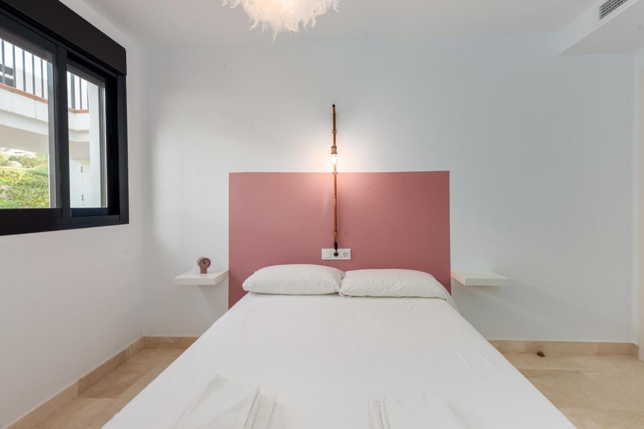 Lotus 2401 - Beautiful Apartment With Pool & Sea View Касарес Екстер'єр фото