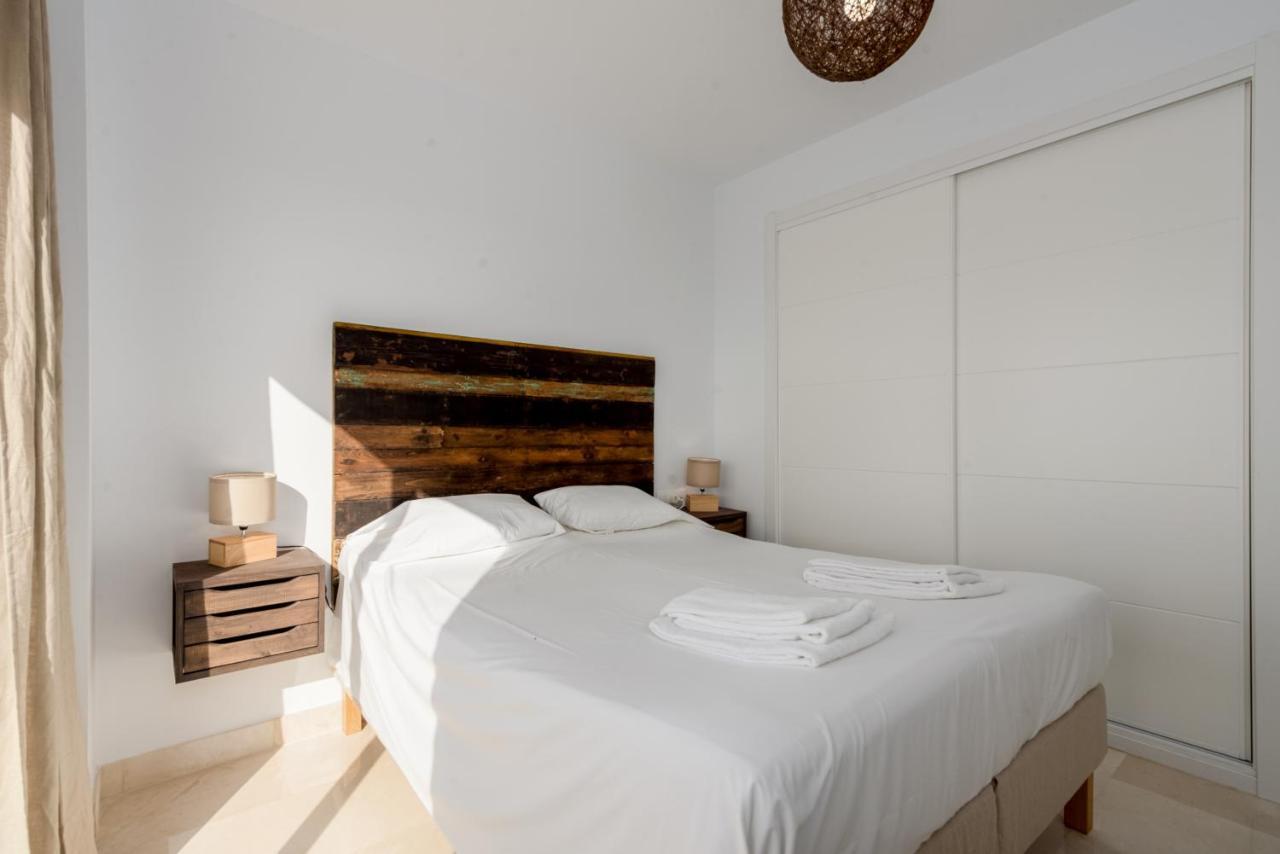 Lotus 2401 - Beautiful Apartment With Pool & Sea View Касарес Екстер'єр фото